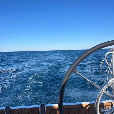 Sailing Escape Blue Spirit Croatia * سبليت